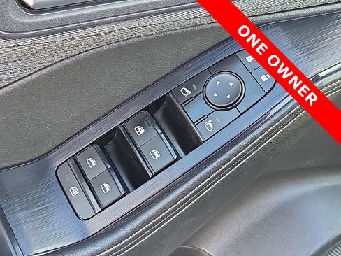 Used 2023 Nissan Rogue SV image 13