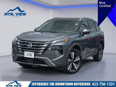 Used 2026 Nissan Rogue SL AWD/4WD image 1