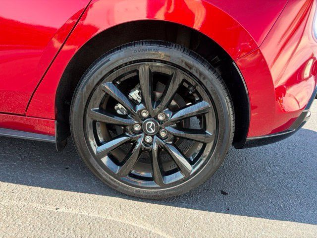 Used 2023 MAZDA MAZDA3 s AWD/4WD image 10