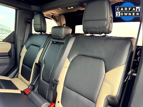 Used 2024 Ford Bronco Wildtrak AWD/4WD image 16