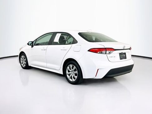 Used 2024 Toyota Corolla LE image 5