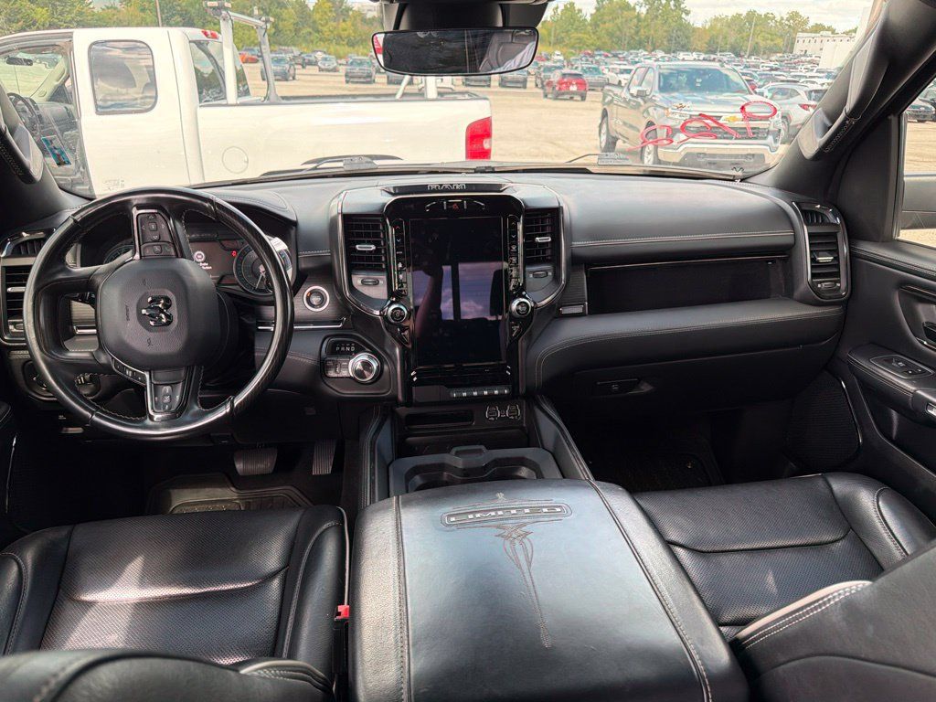Used 2022 RAM 1500 Limited AWD/4WD image 10