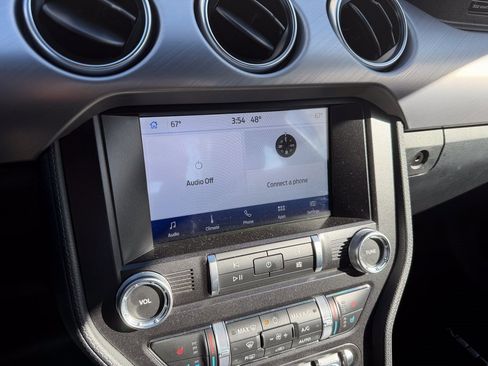 Used 2022 Ford Mustang GT Premium image 27