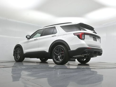 New 2026 Ford Explorer ST AWD/4WD image 49
