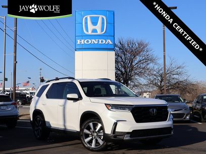 Certified 2025 Honda Pilot Touring