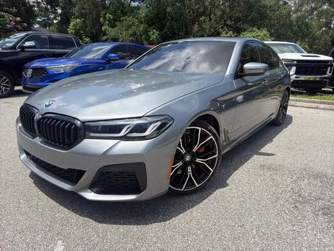 Used 2023 BMW 530i w/ M Sport Package RWD image 3