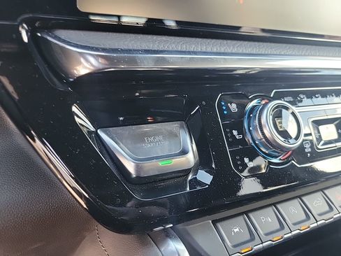 Used 2024 GMC Sierra 1500 Denali w/ Technology Package image 31