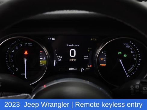 Used 2023 Jeep Wrangler Unlimited Sahara w/ Cold Weather Group AWD/4WD image 11