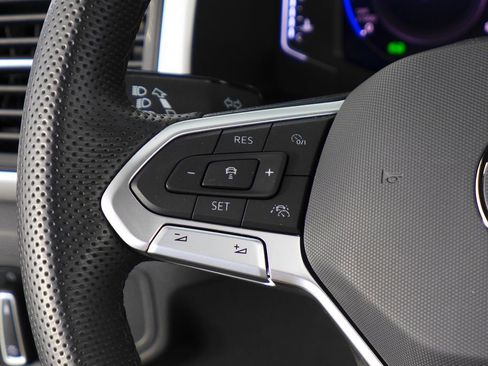 Used 2023 Volkswagen Atlas Cross Sport SEL R-Line image 30