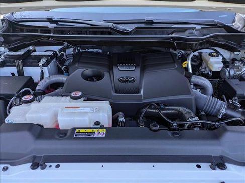 Used 2023 Toyota Tundra SR5 w/ TRD Off-Road Package image 21