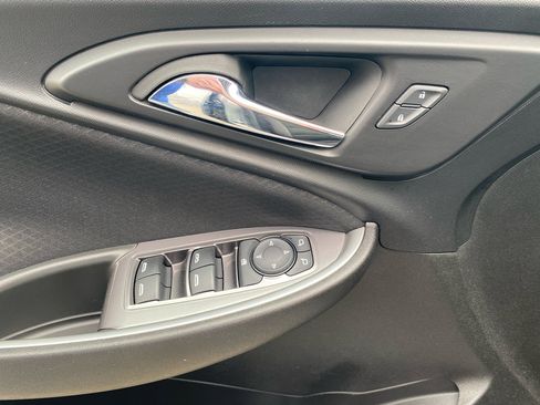 Used 2023 Chevrolet Malibu LT image 16