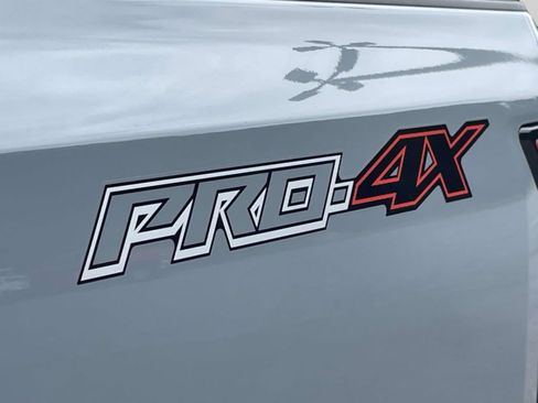 Used 2025 Nissan Frontier PRO-4X w/ Pro Convenience Package AWD/4WD image 30
