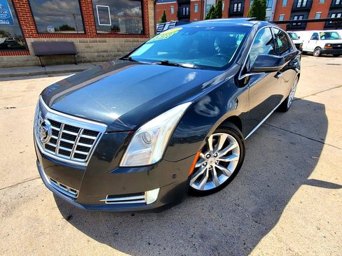 Used 2015 Cadillac XTS Luxury w/ Driver Awareness Package image 3