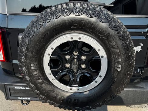 Used 2023 Ford Bronco Big Bend w/ Sasquatch Package AWD/4WD image 49