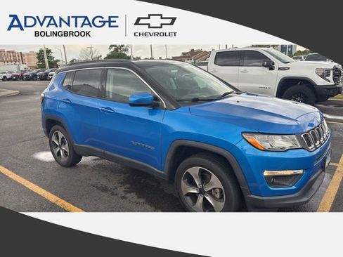 Used 2018 Jeep Compass Latitude w/ Popular Equipment Group AWD/4WD image 1