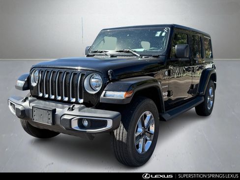 Used 2019 Jeep Wrangler Unlimited Sahara w/ Safety Group image 5