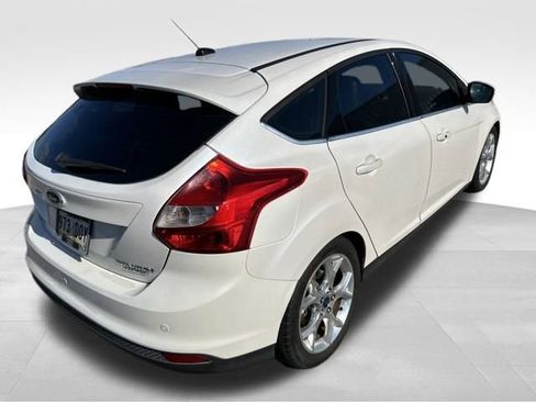 Used 2014 Ford Focus Titanium image 8
