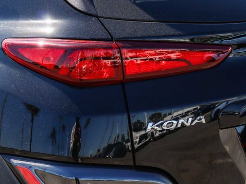 Used 2023 Hyundai Kona SEL w/ Winter Weather Package image 9