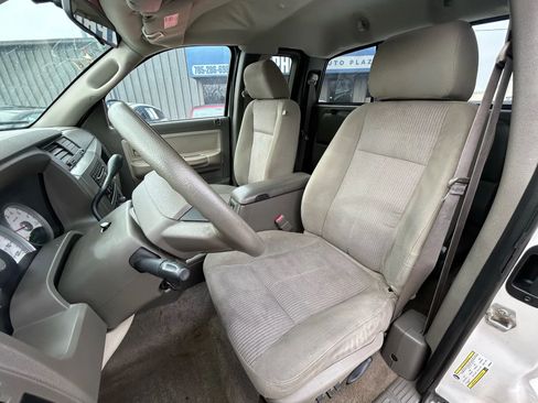 Used 2008 Dodge Dakota SLT image 9