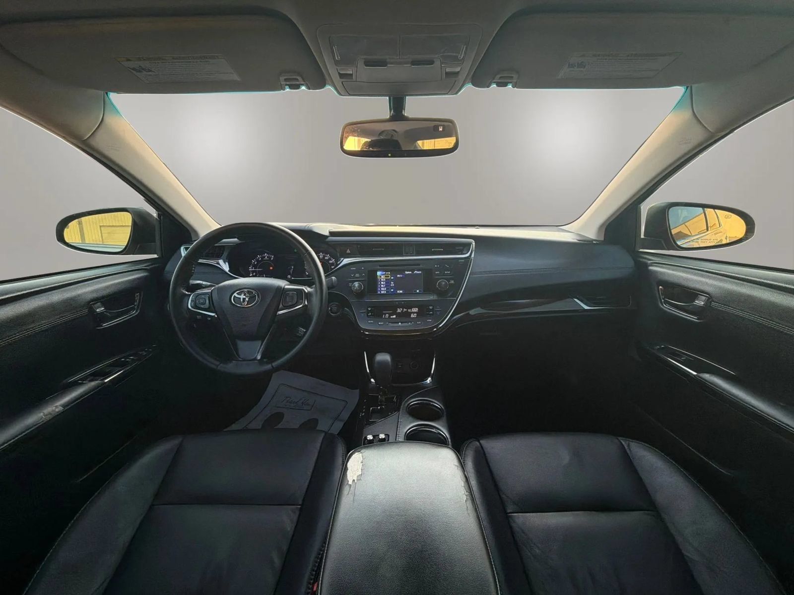 Used 2013 Toyota Avalon XLE Premium FWD image 17