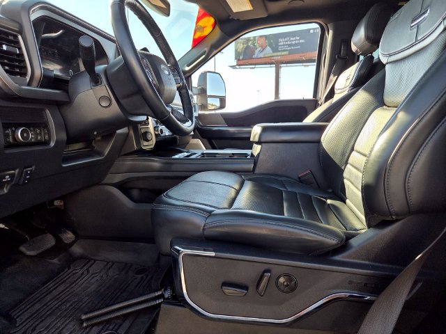Used 2025 Ford F350 Platinum AWD/4WD image 5