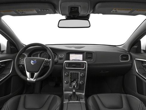 Used 2015 Volvo S60 T5 Premier w/ Convenience Package FWD image 10