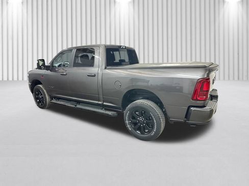 New 2026 RAM 2500 Big Horn AWD/4WD image 7