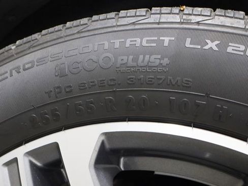 Used 2023 Chevrolet Traverse High Country image 42