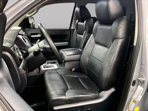 Used 2018 Toyota Tundra SR5 w/ TRD Off Road Package AWD/4WD image 7