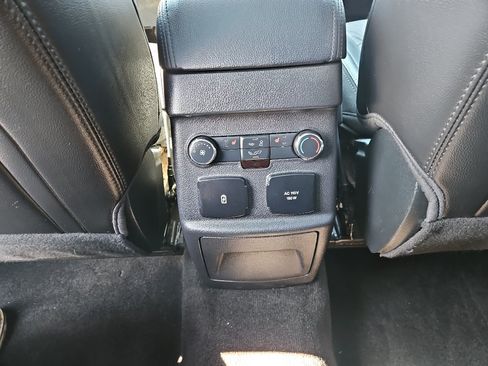 Used 2018 Ford Explorer Limited AWD/4WD image 16