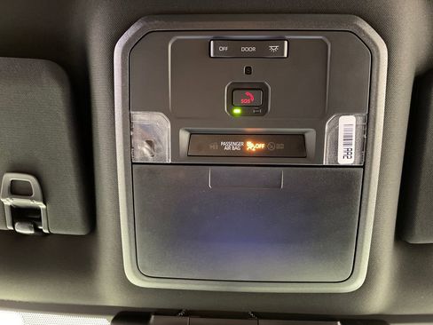 Certified 2025 Toyota Tacoma SR image 29