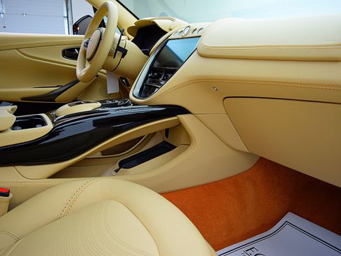 Used 2023 Aston Martin DBX 707 AWD/4WD image 45