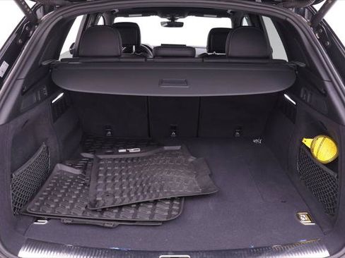 Certified 2025 Audi Q5 e Premium Plus w/ Premium Plus Package AWD/4WD image 19