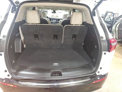 Used 2018 Buick Enclave Premium AWD/4WD image 27