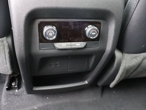 New 2026 Chevrolet Traverse Z71 image 23