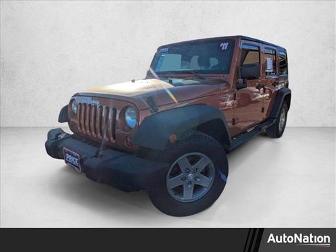 Used 2011 Jeep Wrangler Unlimited Sport image 1
