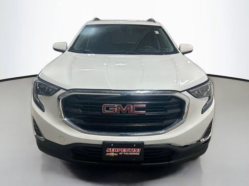 Used 2018 GMC Terrain SLE w/ Driver Convenience Package FWD image 5