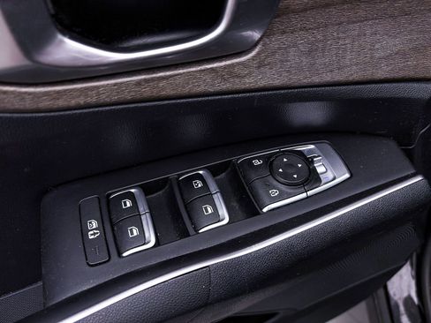 Used 2022 Kia Sorento S w/ Panoramic Sunroof Package image 18