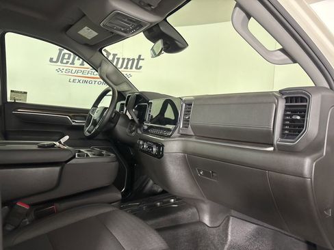 Used 2026 Chevrolet Silverado 1500 RST w/ RST Select Package AWD/4WD image 28