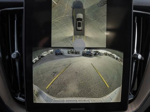 New 2026 Volvo XC60 B5 Plus w/ Protection Package Premier image 39