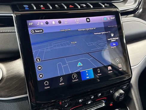 Used 2023 Jeep Grand Cherokee 30th Anniversary image 24