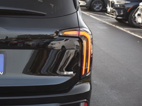 Used 2025 Kia Telluride SX Prestige X-Line image 5