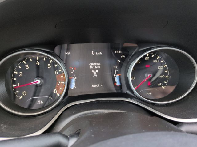 Used 2021 Jeep Compass Latitude w/ Sun and Sound Group AWD/4WD image 13