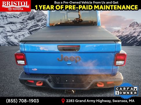 Used 2023 Jeep Gladiator Mojave w/ Cold Weather Group image 9