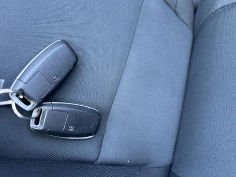 Used 2023 Nissan Kicks S image 20