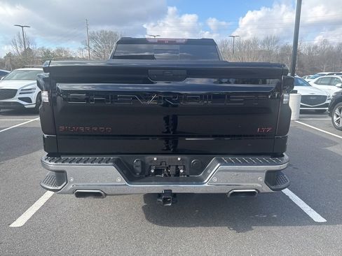 Used 2019 Chevrolet Silverado 1500 LTZ w/ LTZ Premium Package image 4