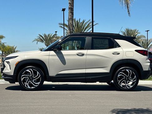 New 2026 Chevrolet TrailBlazer RS w/ Driver Confidence Package FWD image 7