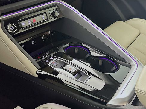 Certified 2025 Audi Q5 Premium Plus w/ Premium Plus image 15