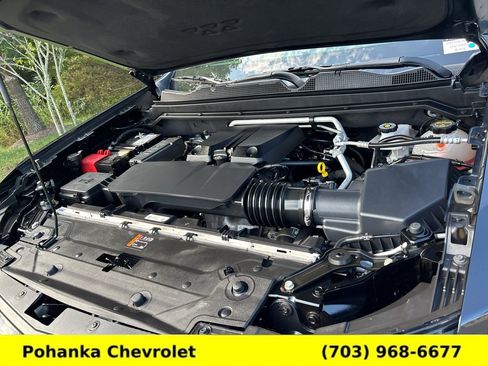 Certified 2024 Chevrolet Colorado Z71 w/ Z71 Convenience Package 2 AWD/4WD image 34