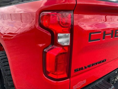Used 2021 Chevrolet Silverado 1500 RST w/ LPO, Dark Essentials Package RWD image 20